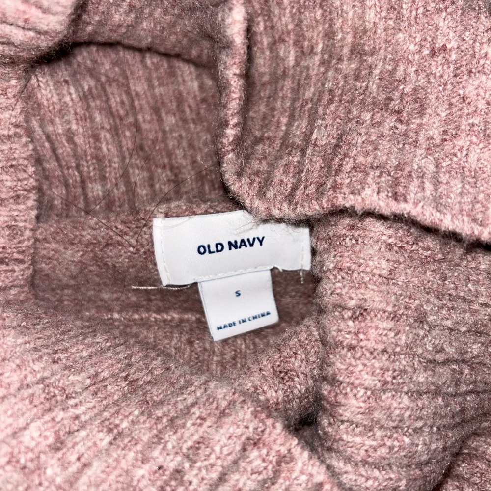 Sweater - Picture 4 of 4